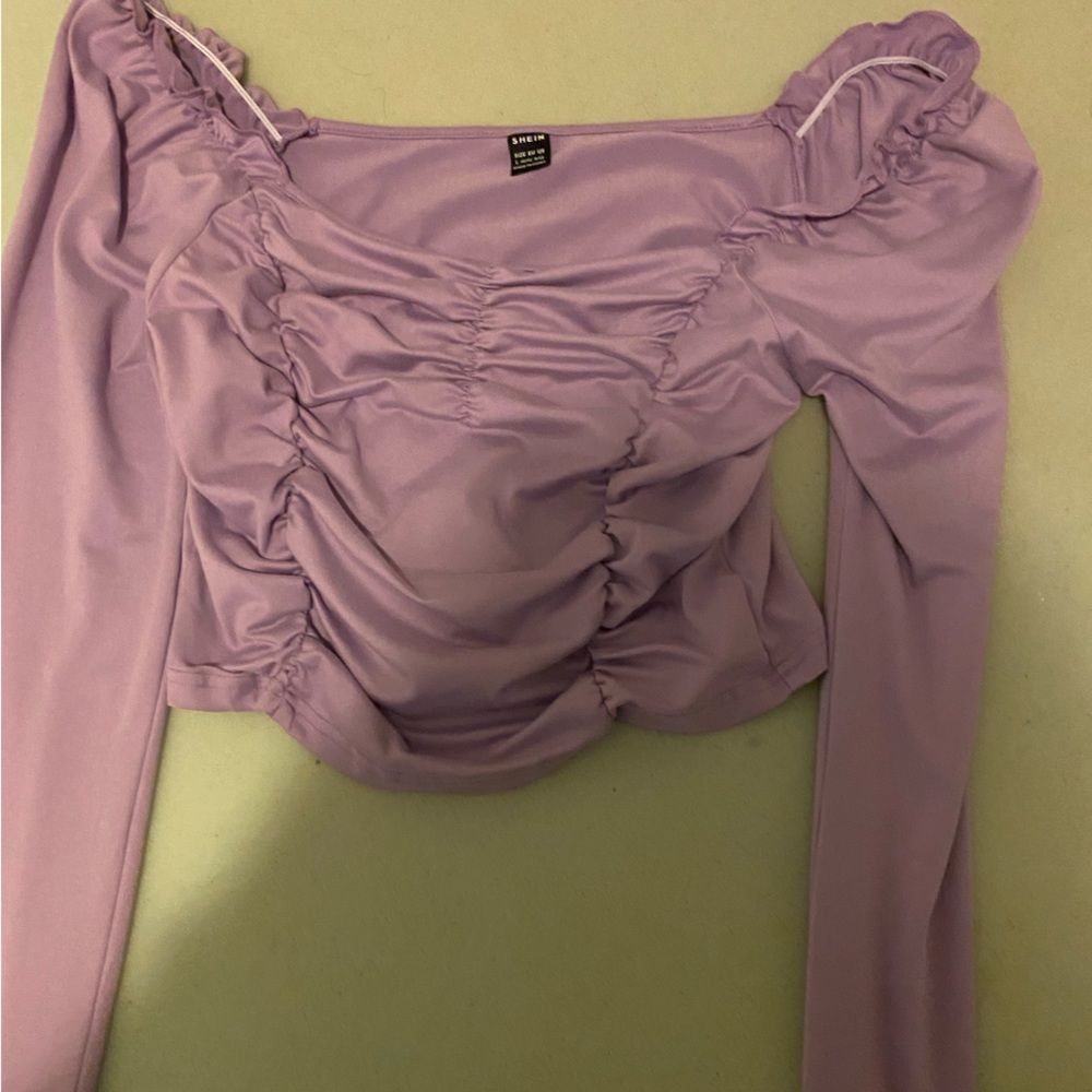 Long sleeve crop top
